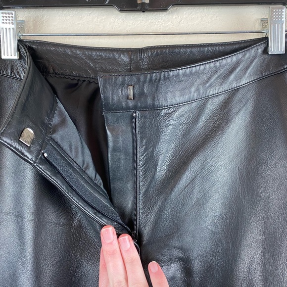 Cache | Black Leather Pants - Picture 9 of 11